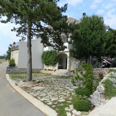 Apartmani Lucija Jurkovic Malinska Bagian luar foto