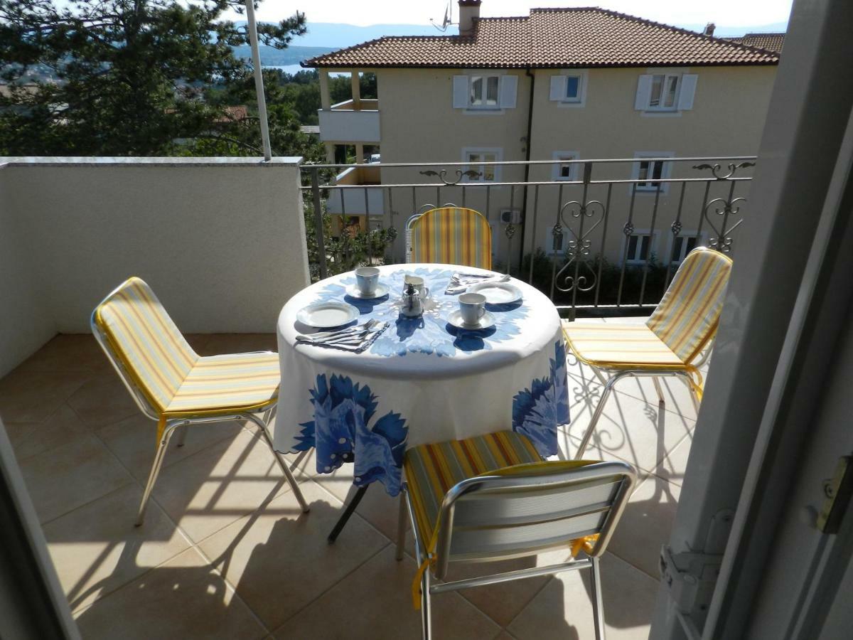 Apartmani Lucija Jurkovic Malinska Bagian luar foto